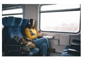تفسير حلم السفر بالقطار في المنام للعزباء والمتزوجة والحامل وركوبه مع الميت